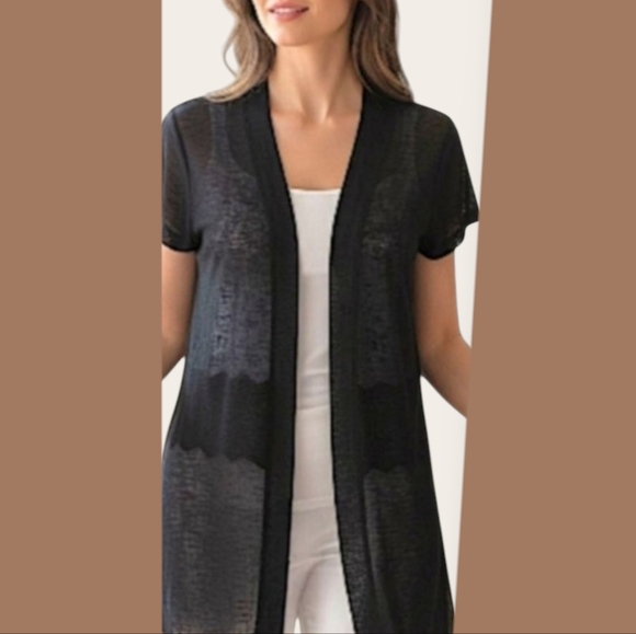 ♥️Beautiful Short Sleeve Open Cardigan w/Embroidered Detail by August Silk - Picture 2 of 11